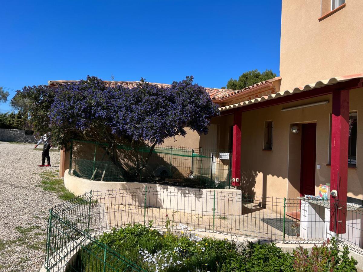 Domaine Maxxim Hotel Clermont-lʼHérault Exterior foto